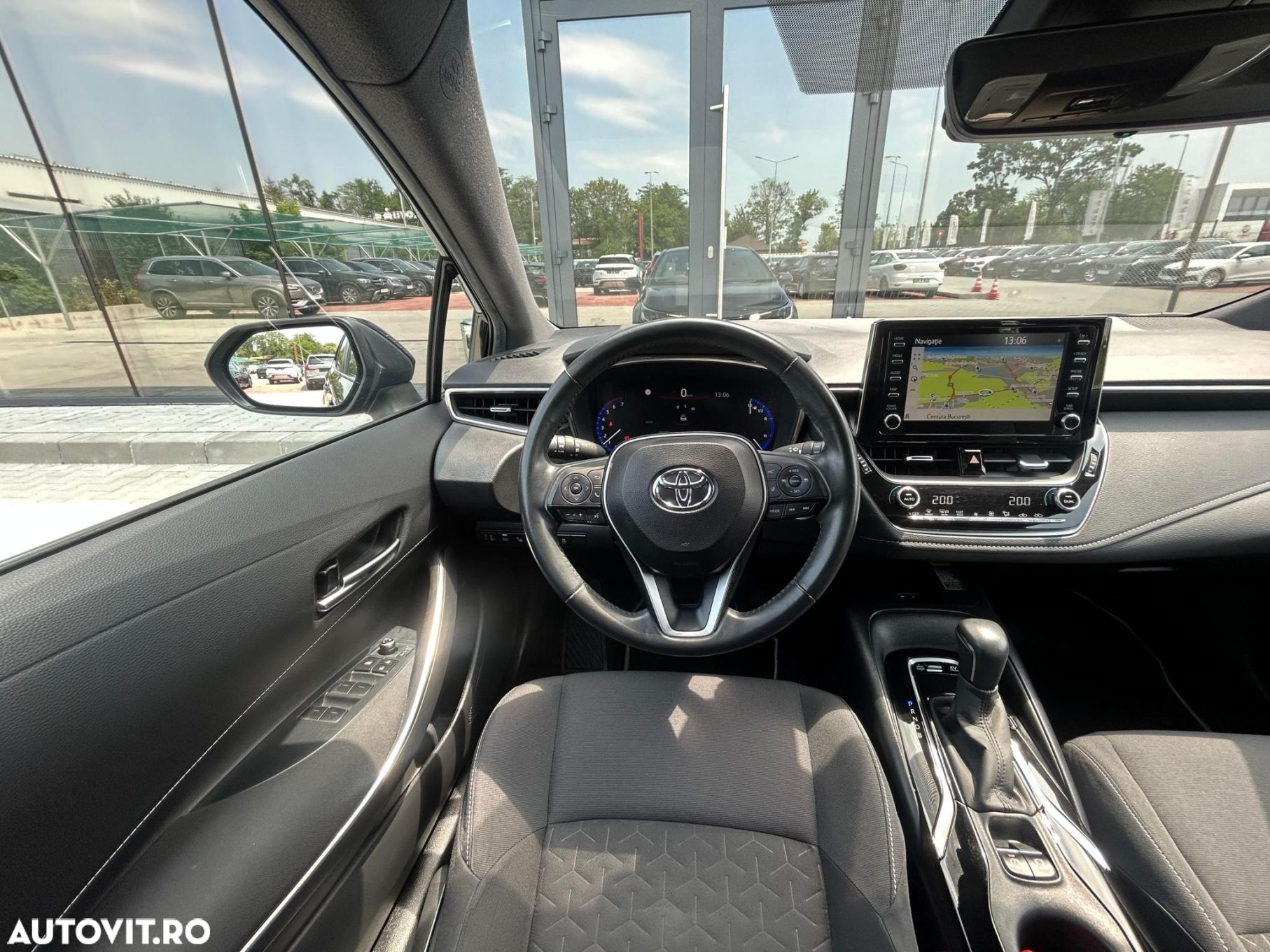 Toyota Corolla 1.8 HSD Dynamic - 10