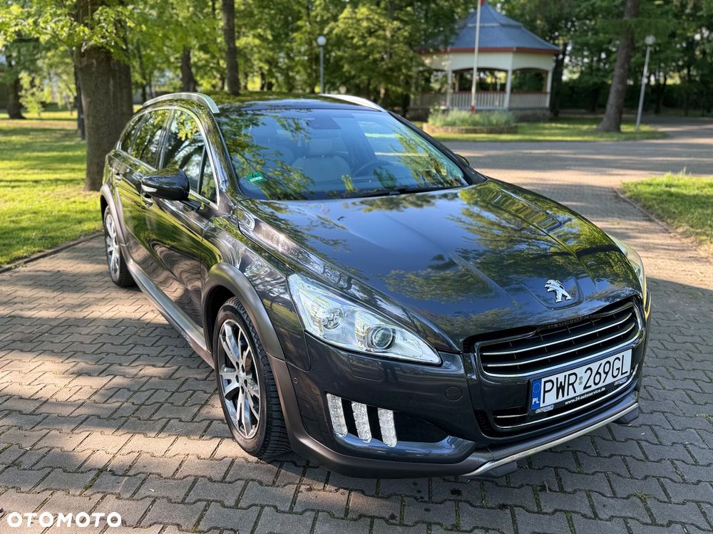 Peugeot 508 RXH Hybrid4 - 12