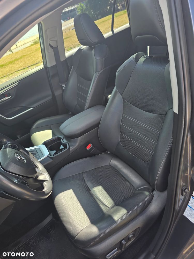 Toyota RAV4 2.5 Hybrid Executive 4x4 - 32