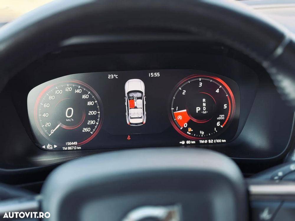 Volvo XC 40 D3 Geartronic Momentum Pro - 14