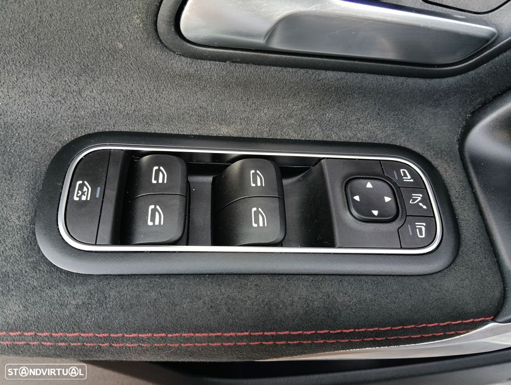 Mercedes-Benz CLA 180 d AMG Line - 18