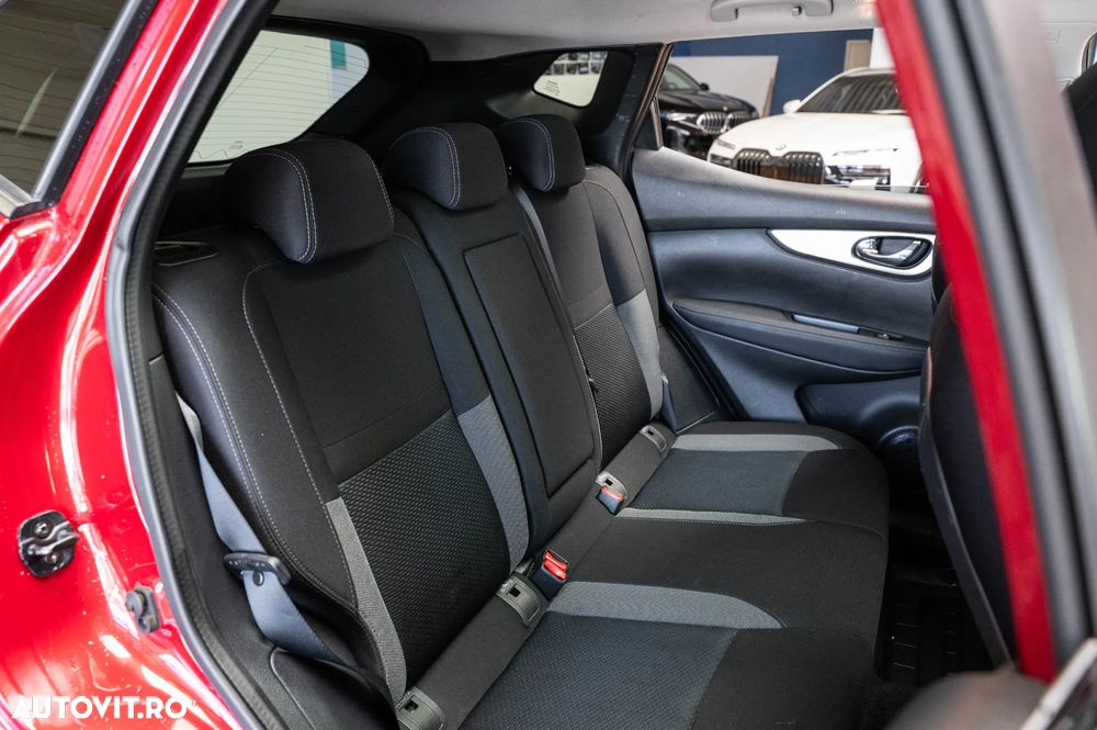 Nissan Qashqai 1.5 DCI TEKNA - 8