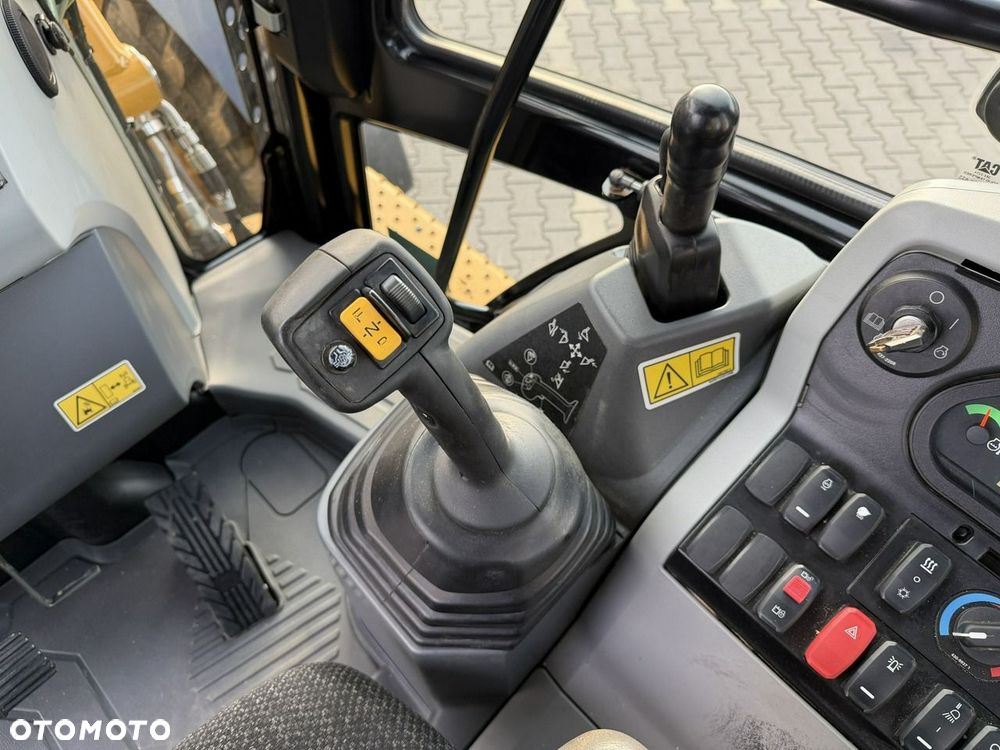 Caterpillar 444F Sterowanie na Joystickach Klima FULL OPCJA - 24