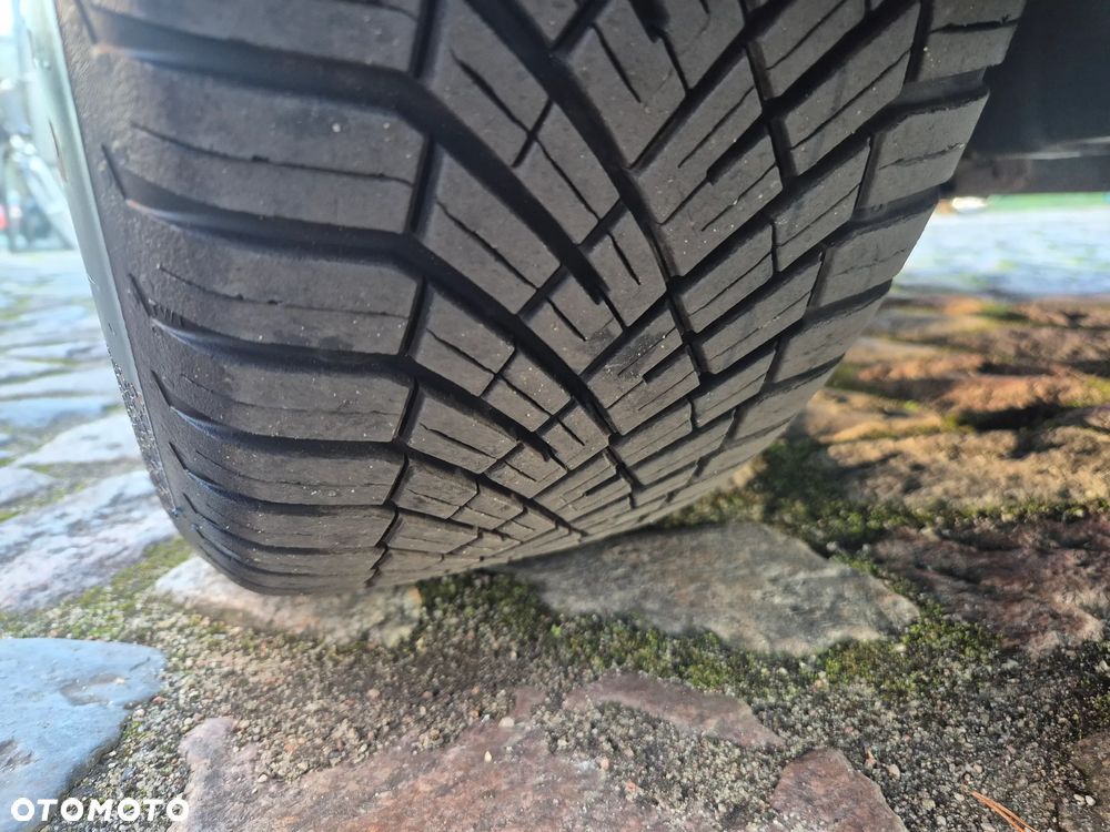 Kia Ceed 1.6 GDI Dream-Team Edition - 19