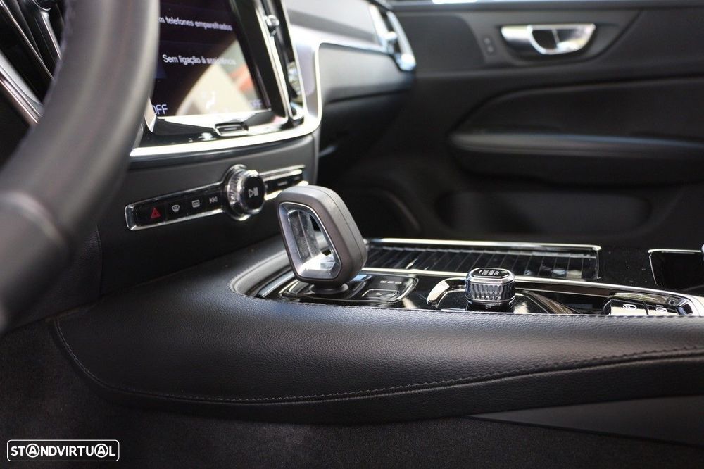 Volvo V60 2.0 T6 AWD TE Inscription - 26
