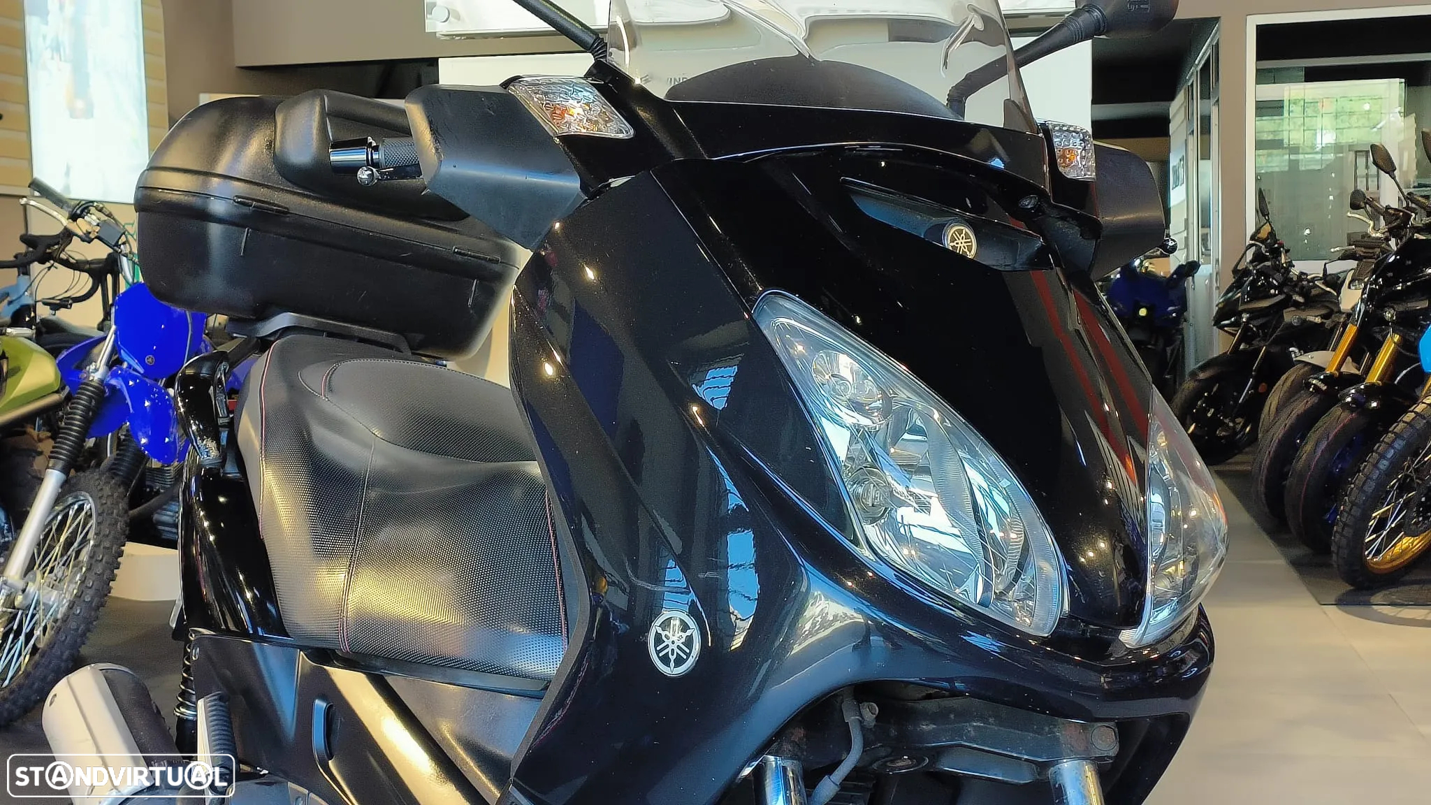 Yamaha X-Max 250 - 2