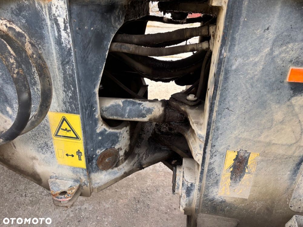 Komatsu Wa 250-5H - 27