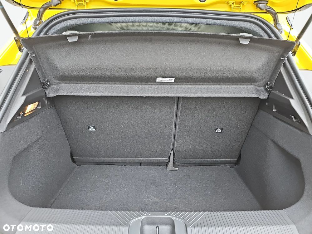Renault 5 52kWh Comfort Range Techno - 26