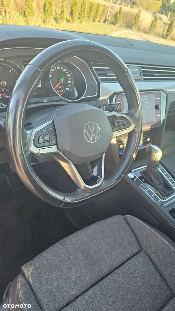 Volkswagen Passat 2.0 TDI SCR Style DSG - 19