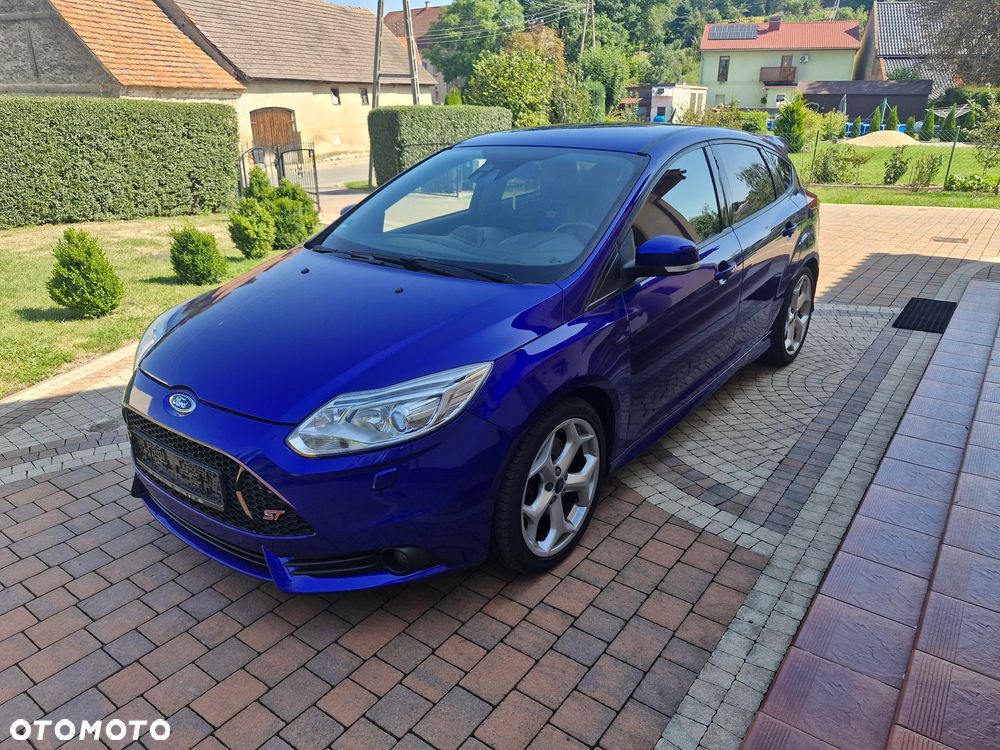 Ford Focus 2.0 EcoBoost ST - 2