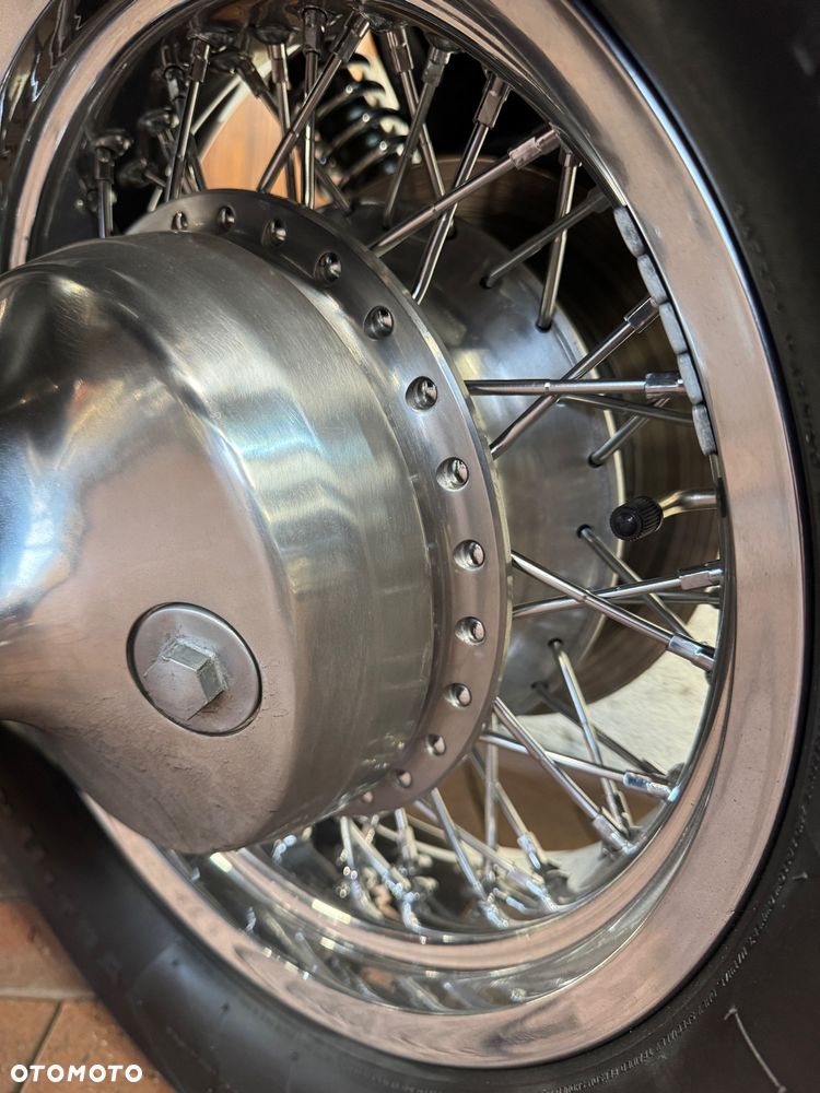 Suzuki Intruder - 34