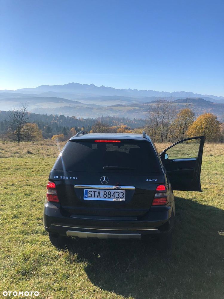 Mercedes-Benz ML 320 CDI 4Matic 7G-TRONIC - 15