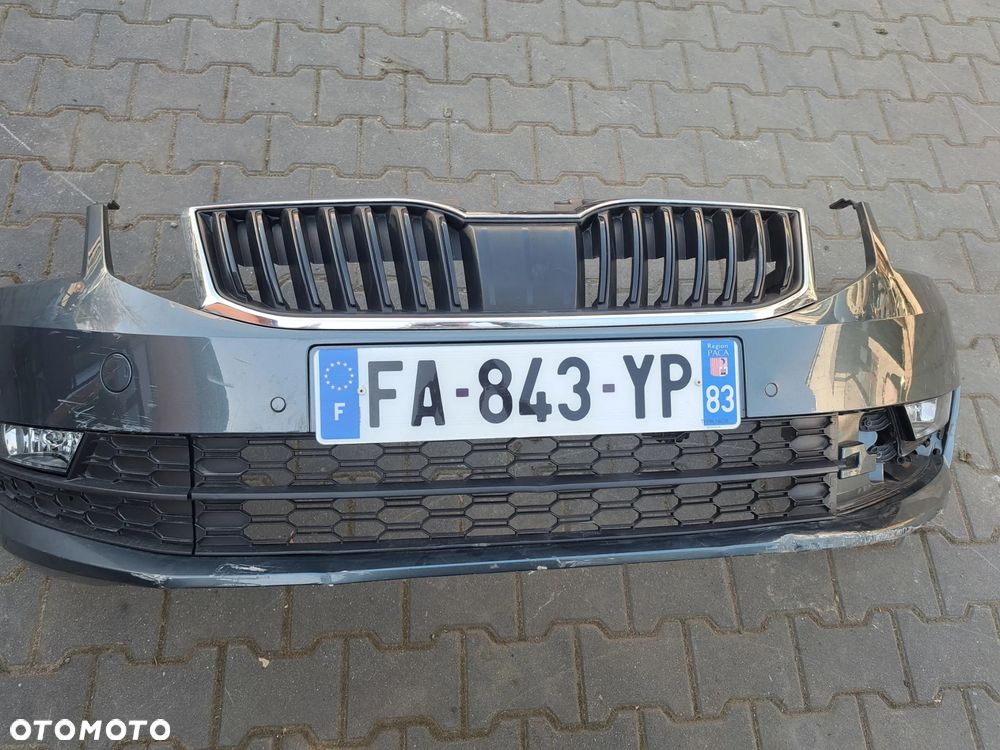 Skoda Octavia III lift zderzak przód przedni kompletny LF7Y - 2