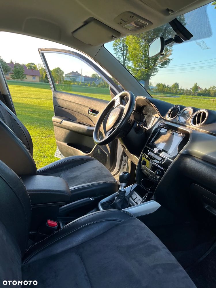 Suzuki Vitara - 20