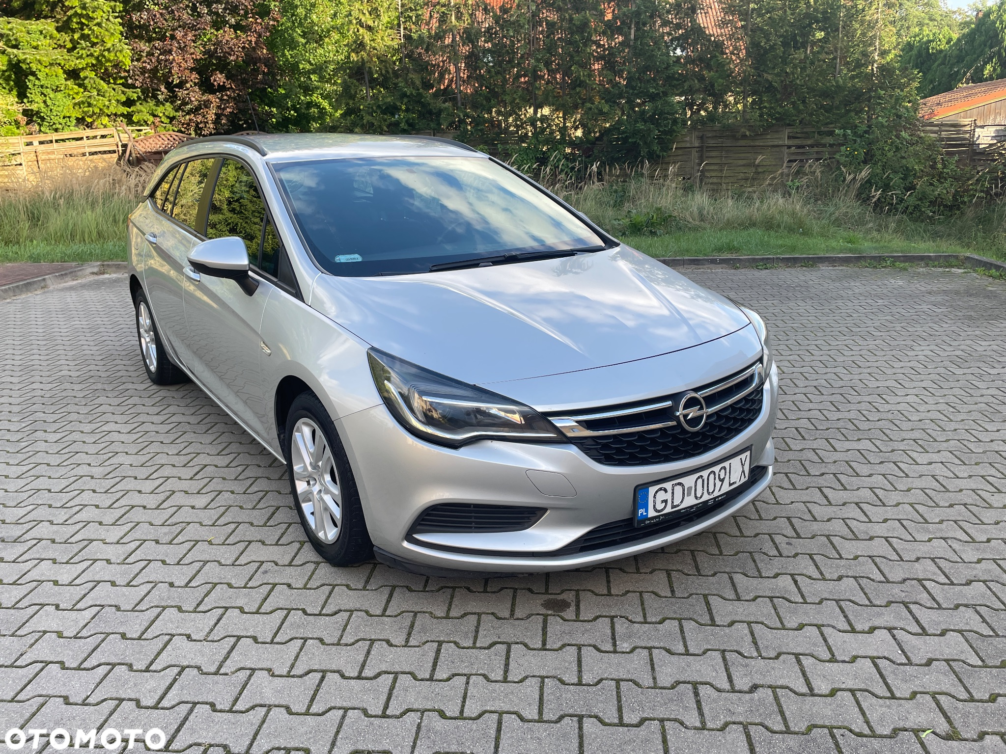 Opel Astra V 1.6 CDTI Enjoy S&S - 9