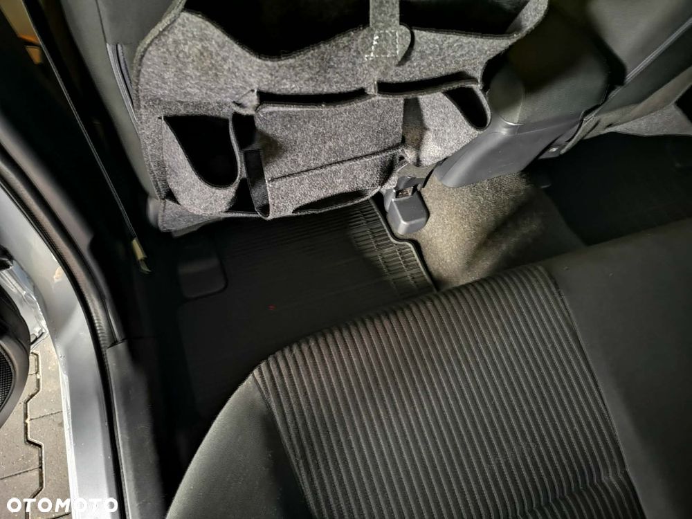 Mitsubishi Lancer 1.6 Inform - 14