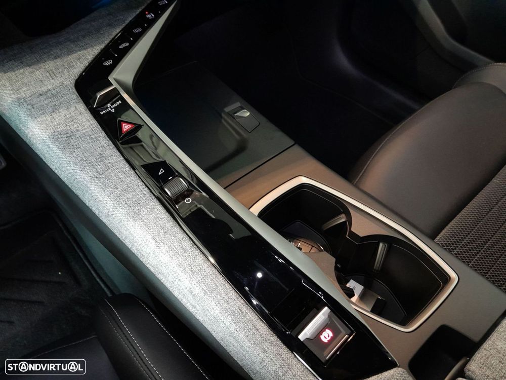 Peugeot E-3008 73 kWh Allure - 15