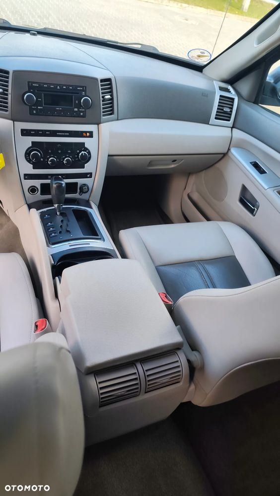 Jeep Grand Cherokee 4.7 Automatik Laredo - 19