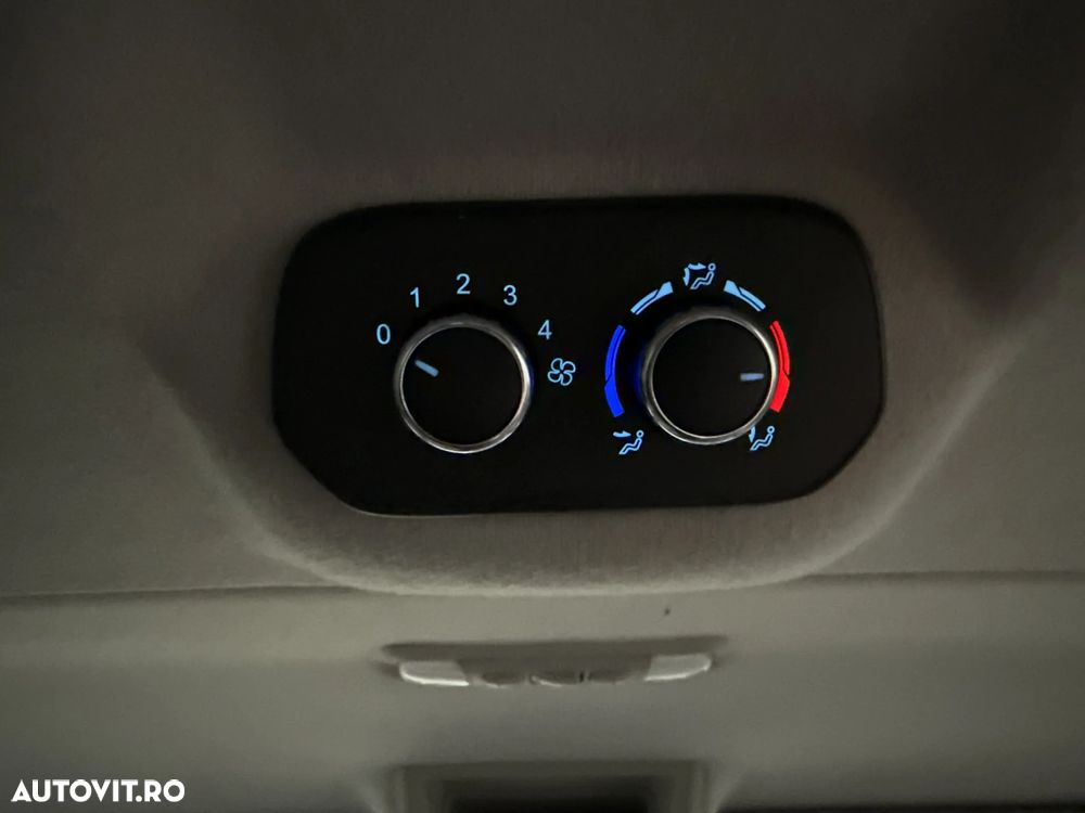 Ford Transit Custom - 23