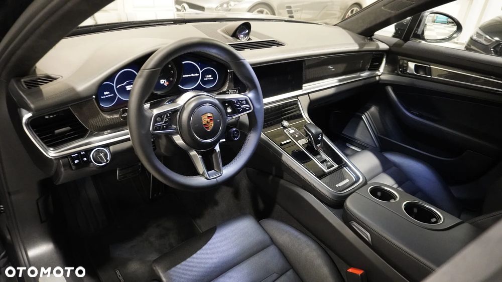Porsche Panamera Turbo - 6
