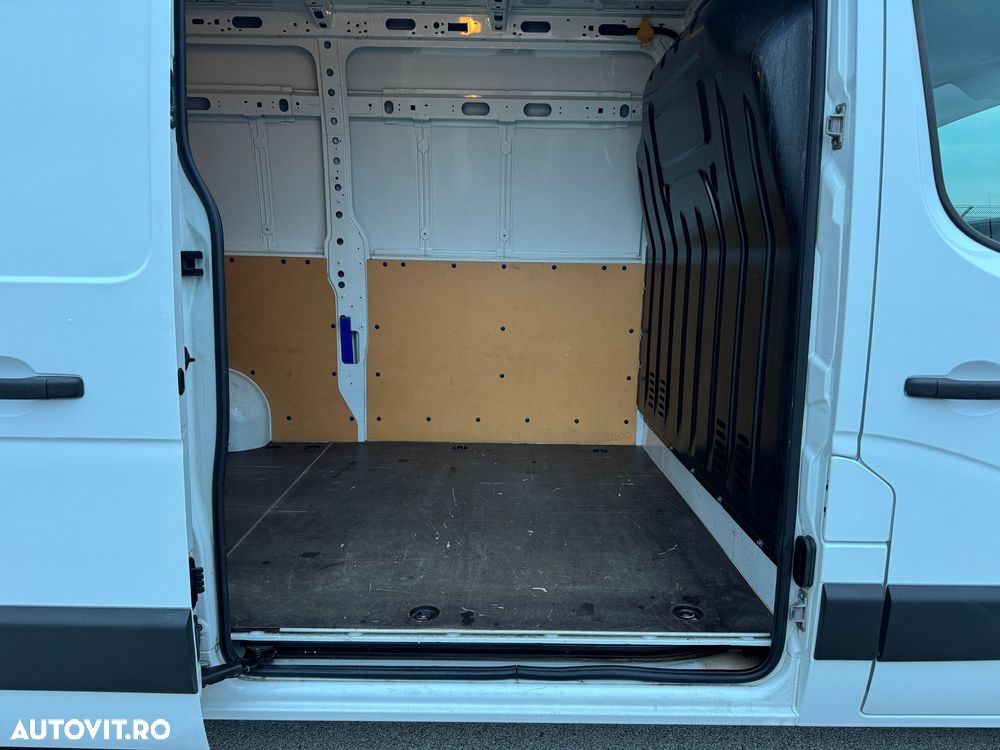 Opel Movano - 8