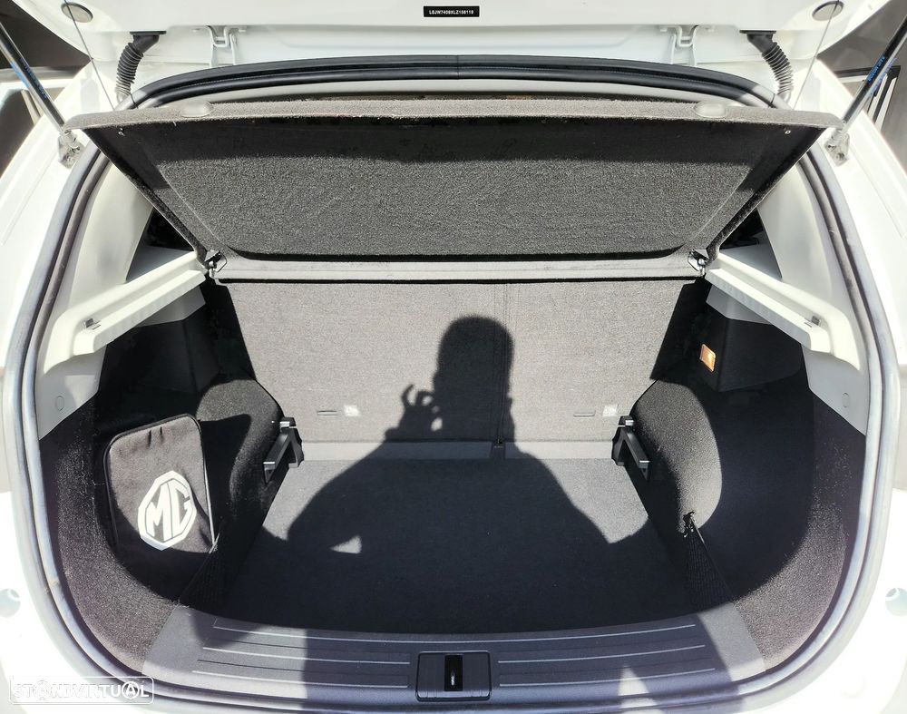 MG ZS EV 44.5 kWh Luxury - 22