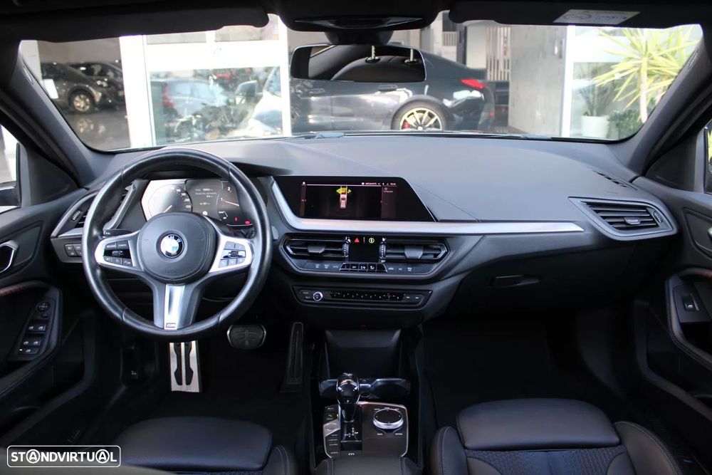 BMW 116 d Pack Desportivo M Auto - 9