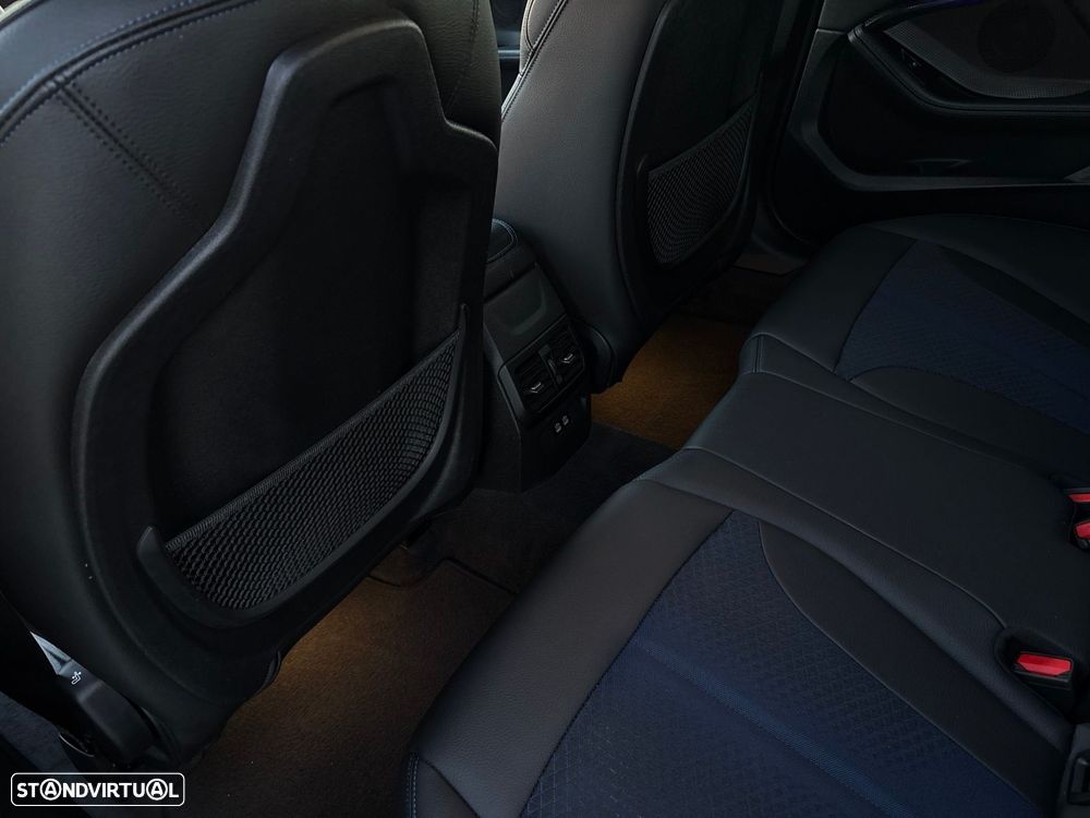 BMW 118 i Pack Desportivo M Auto - 21