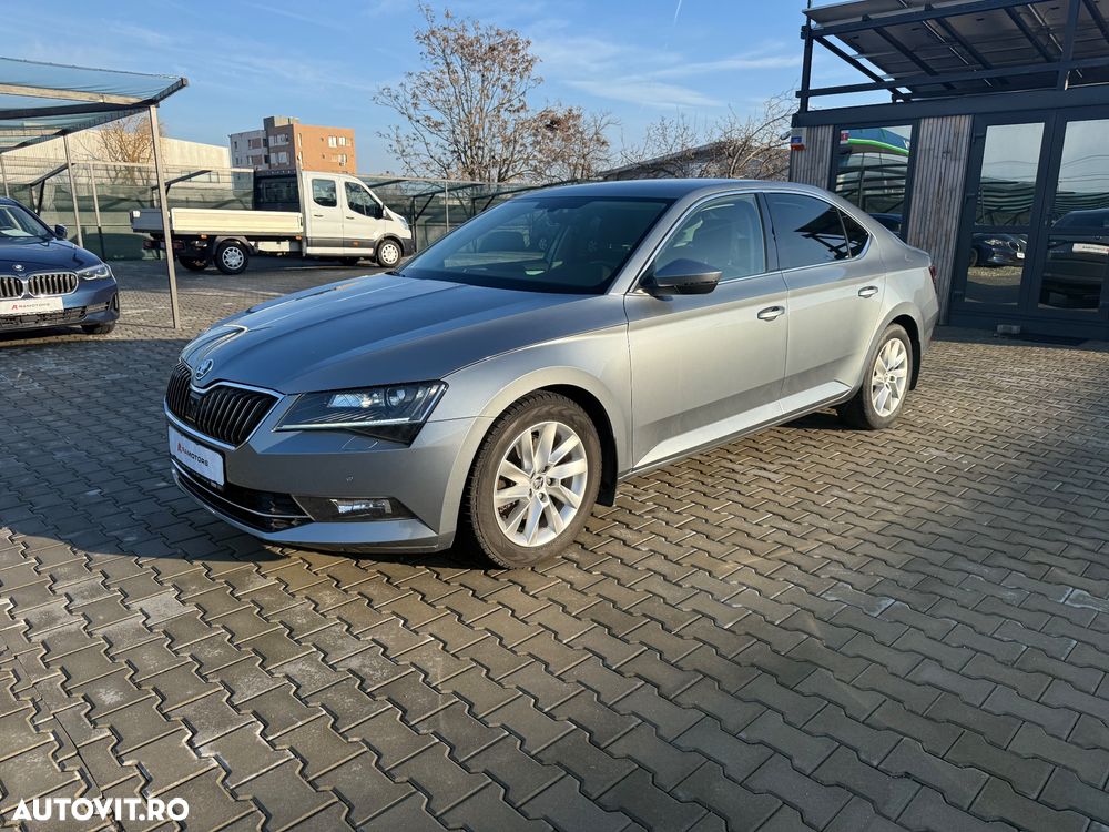 Skoda Superb 2.0 TDI DSG Active - 1