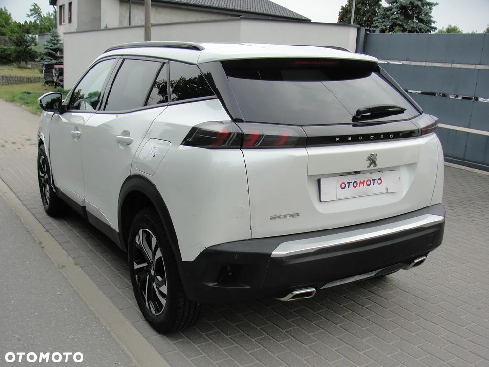 Peugeot 2008 1.2 Pure Tech Allure S&S - 2