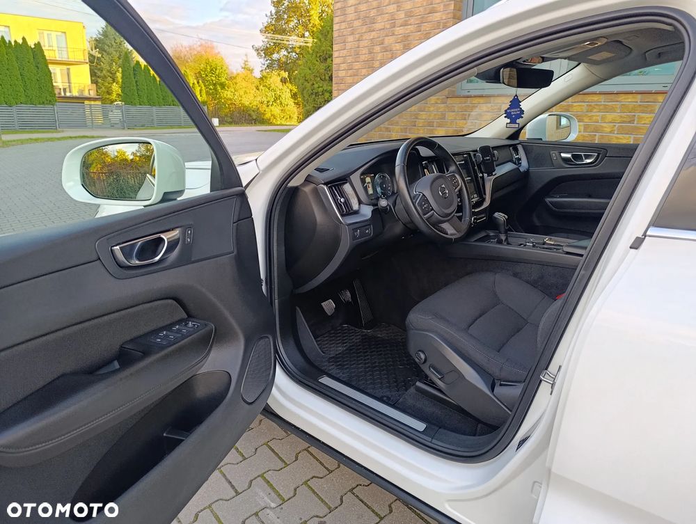 Volvo XC 60 D3 Inscription - 8
