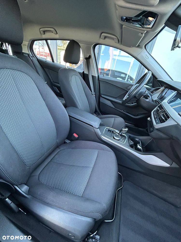 BMW Seria 1 118i Advantage - 22