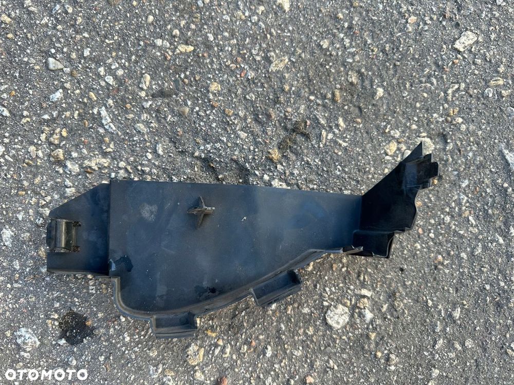 MERCEDES W246 B KLASA WLOT POWIETRZA PRAWY A2468880138 - 1