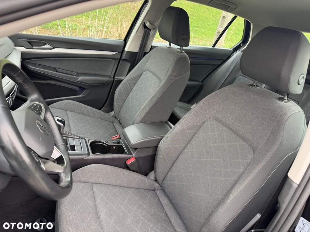 Volkswagen Golf 1.5 TSI OPF Active - 10