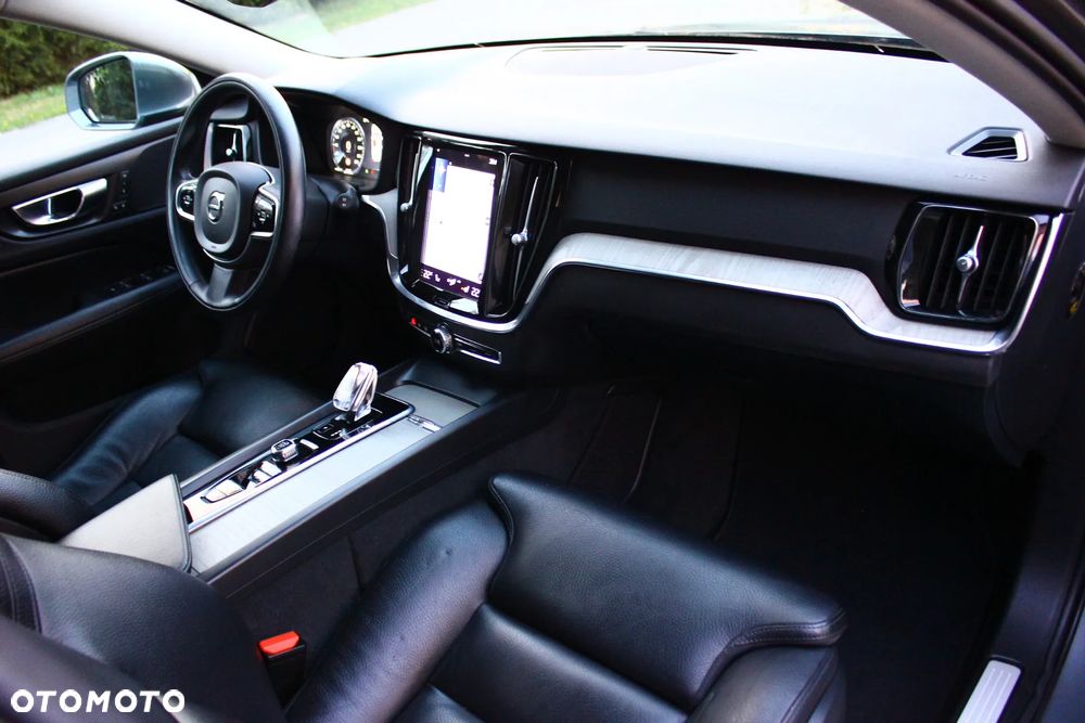 Volvo V60 B3 B DKG Inscription - 37