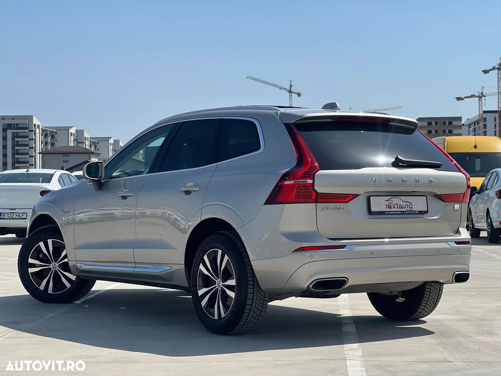 Volvo XC 60 T6 AWD Recharge Geartronic Inscription Expression - 4