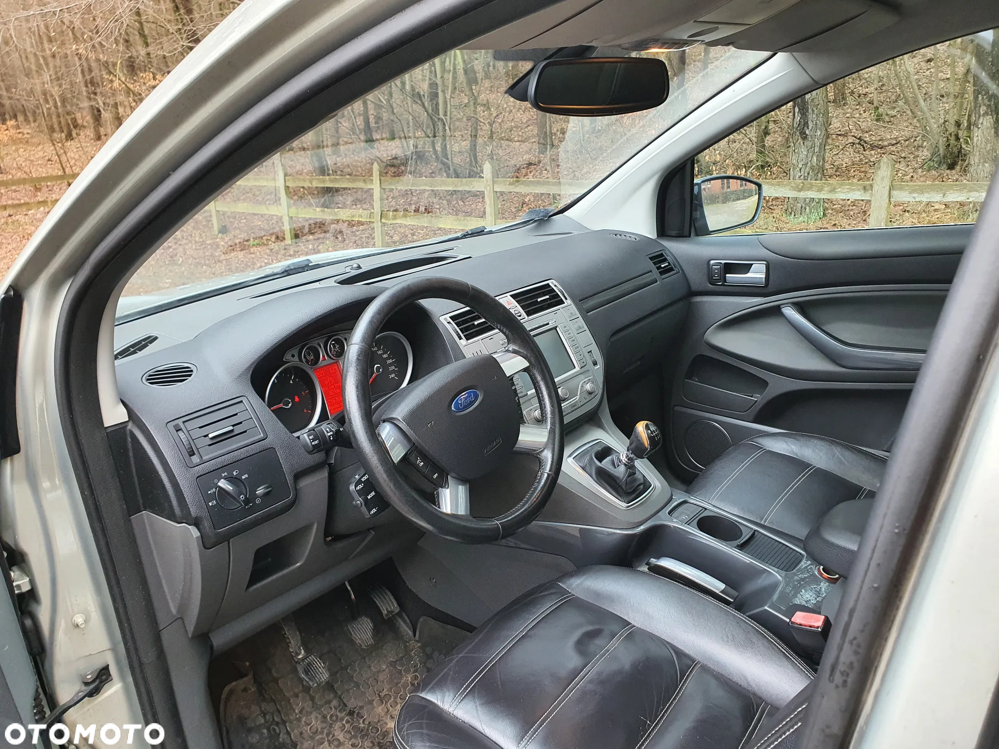 Ford Kuga 2.0 TDCi Titanium - 2