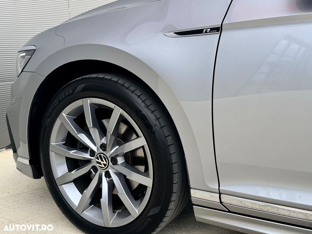 Volkswagen Passat 2.0 TDI SCR DSG R-Line - 22