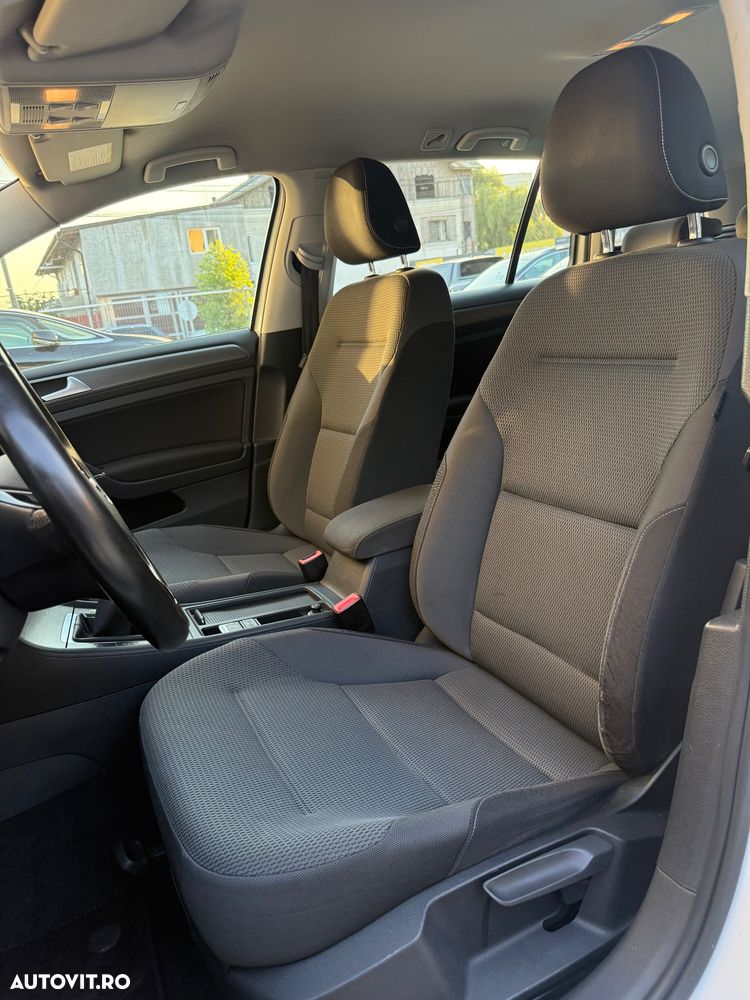 Volkswagen Golf 1.6 TDI BMT Comfortline - 8