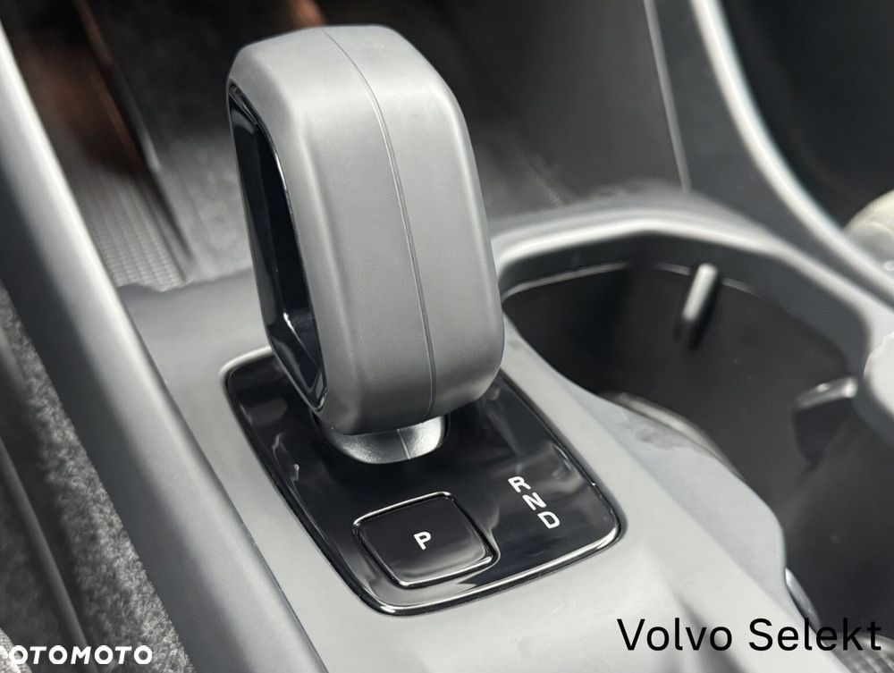 Volvo XC 40 - 23
