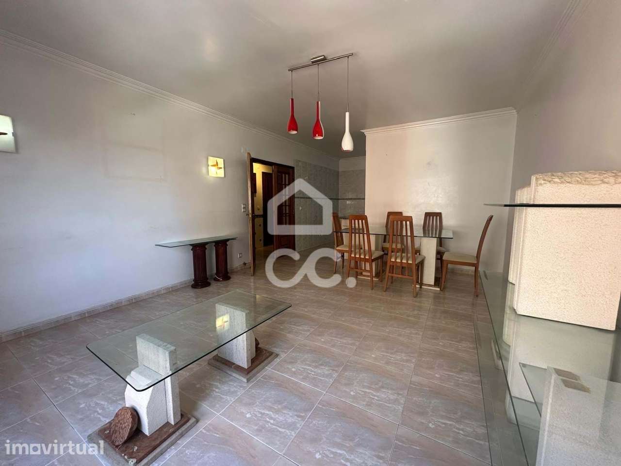 Apartamento T2 com Excelentes Áreas | Tapada das Mercês - Grande imagem: 5/22