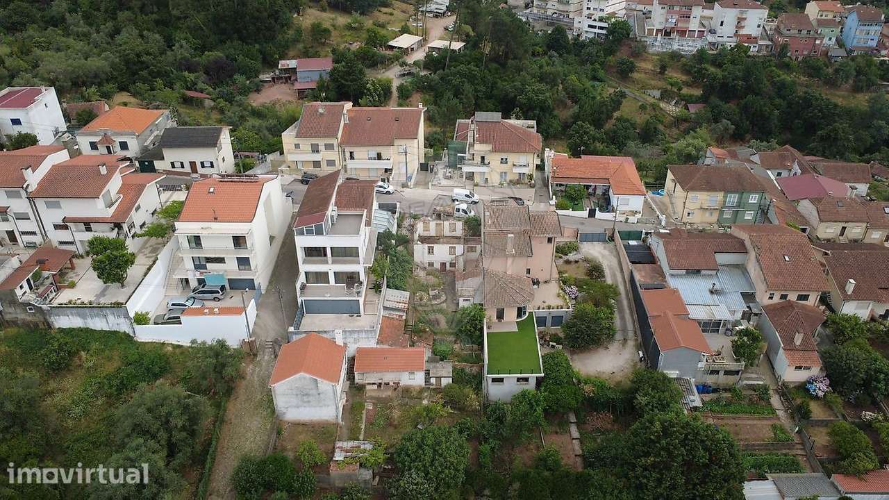 Moradia T3 para reabilitação à venda em Coimbra - Grande imagem: 5/9