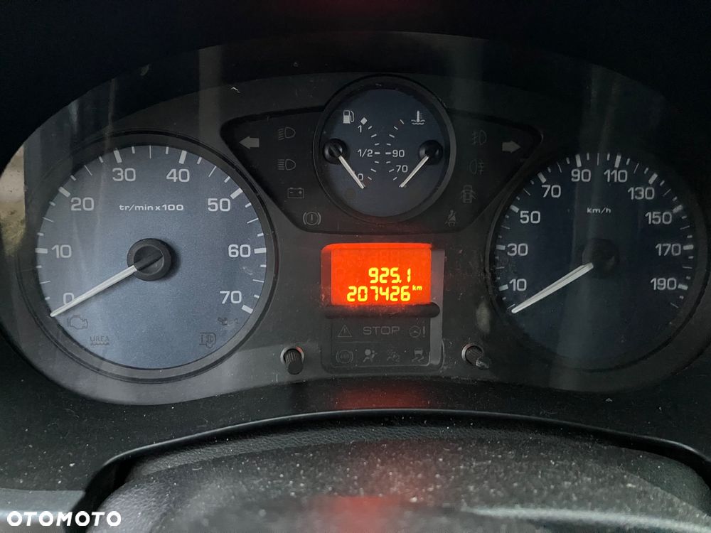 Peugeot Partner 1.6 HDi Active 7os - 8