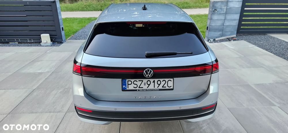 Volkswagen Passat - 17