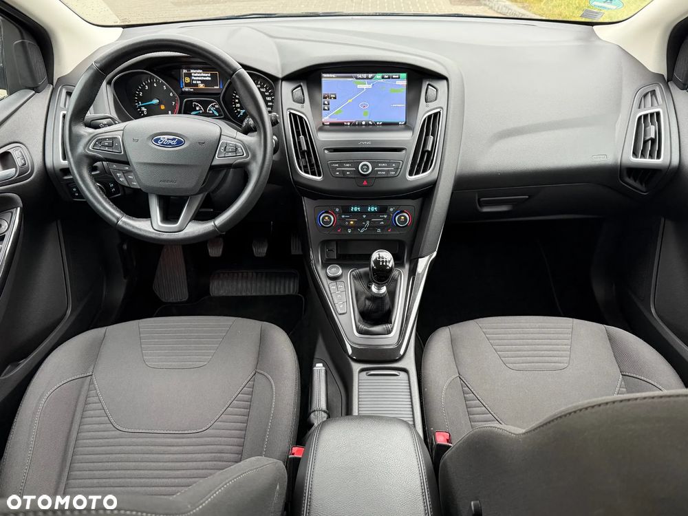 Ford Focus 1.0 EcoBoost Active - 15