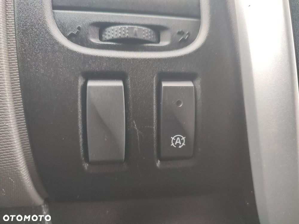 Renault Trafic - 21