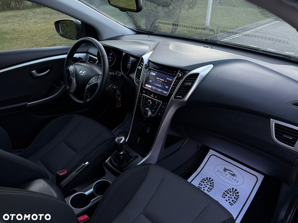 Hyundai i30 1.4 Premium - 27