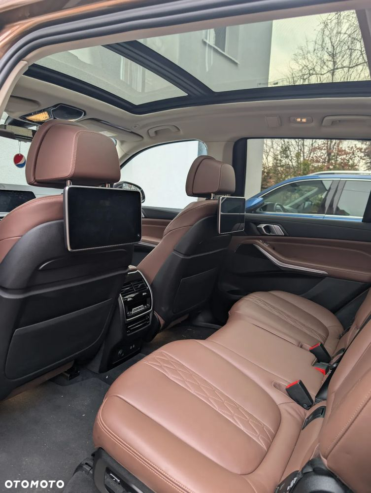 BMW X7 - 17