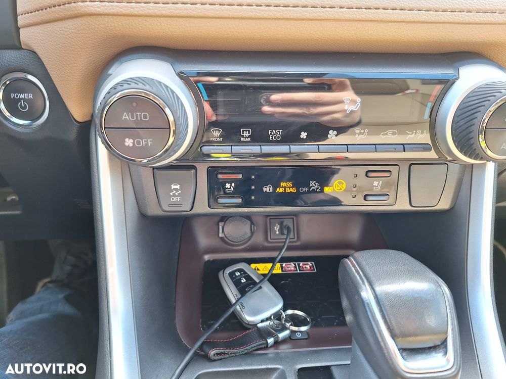 Toyota RAV4 2.5 VVT-iE 4x4 Luxury Premium - 6