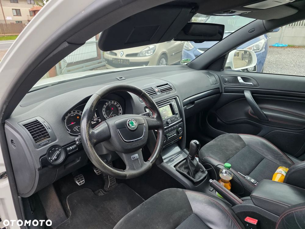 Skoda Octavia 2.0 TDI RS - 15